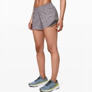 Lululemon Hotty Hot Short II *Long 4" Heather Lux Multi Black / Heathered Black